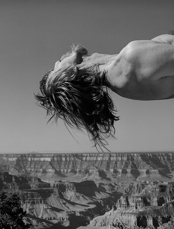 Arno Rafael Minkkinen, Grand Canyon 1995, Courtesy PUG. 