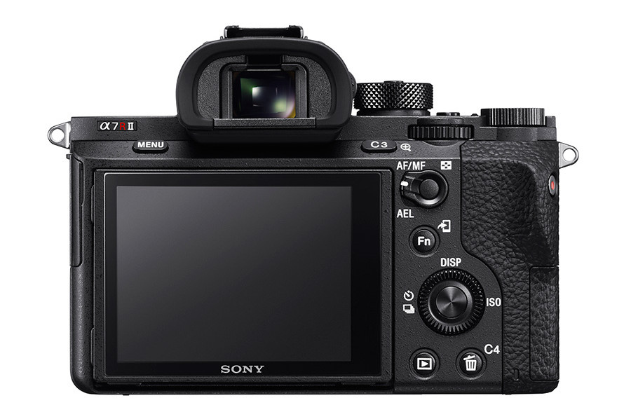 Sony A7R II har både fått høyere oppløsning og Sonys nye 5-veis bildestabilisator.